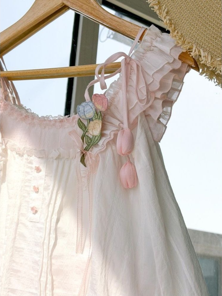 Set Dua Potong Dekorasi Tulip  - Cami Top Lace ulasan dan harga